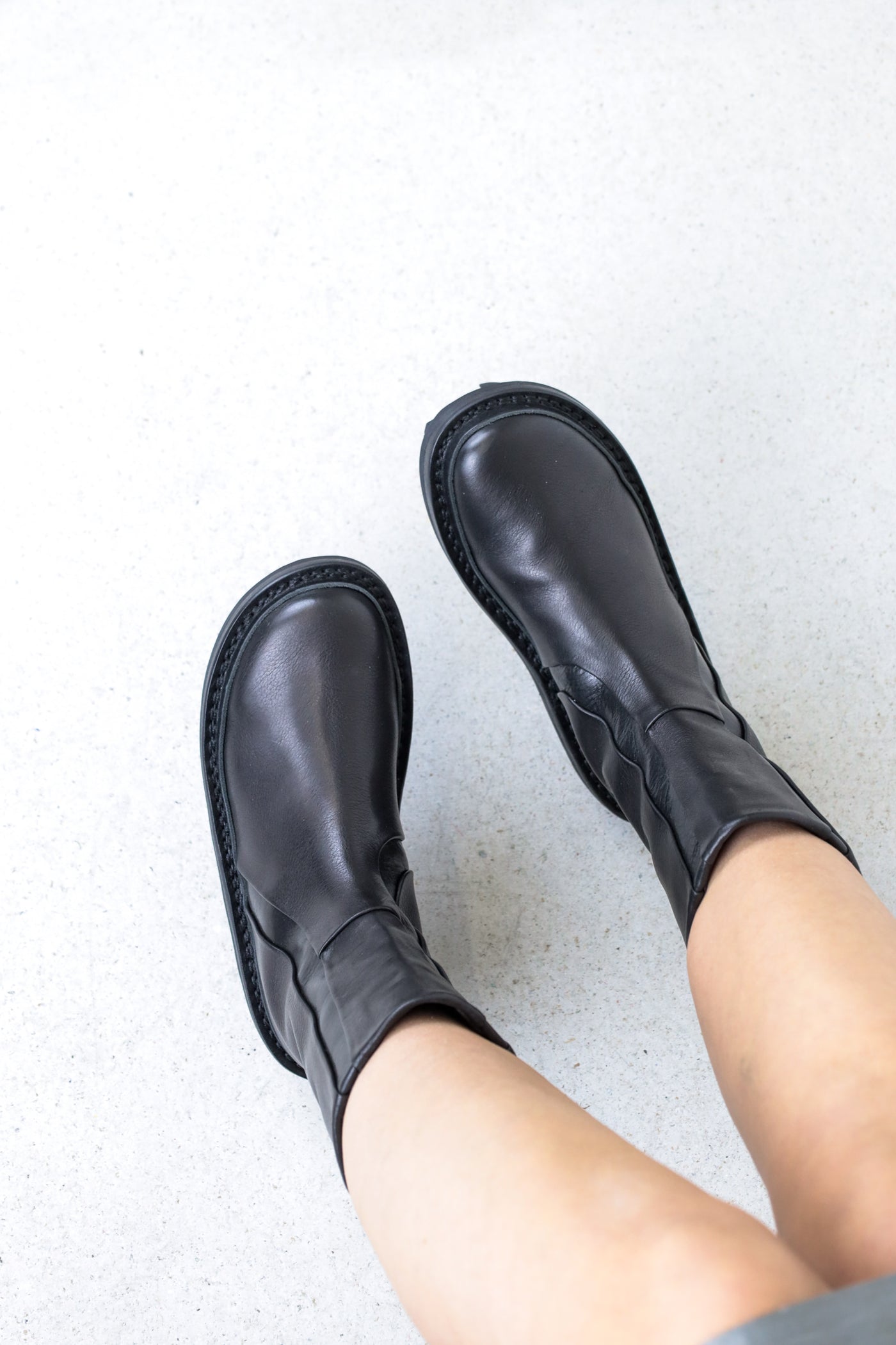 Luxuriöse Damenschuhe aus exotischem Leder